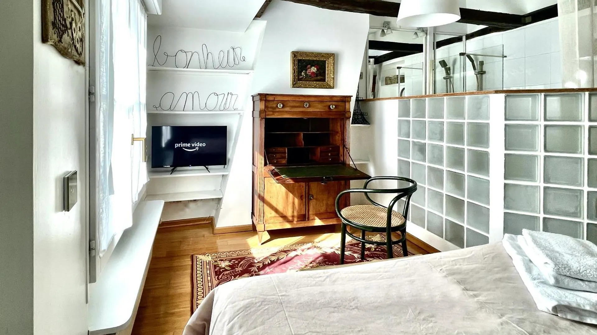 Suite Du Prince, 70 Sqm Ac Lift Terrace Garage Paris 0*,